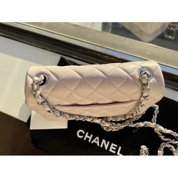 Chanel 21 Rectangular Mini Classic Flap, Light Purple Pink, Mauve Puce RARE - Picture 6 of 16